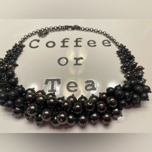 NWOT-Beautiful Lia Sophia Elegant Black Beaded Necklace